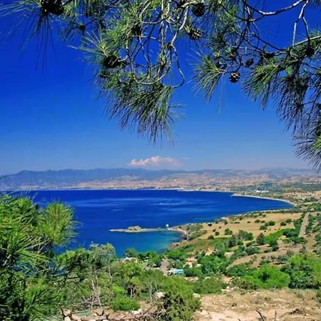 Cyprus Minutes From The Beach, 1197 *